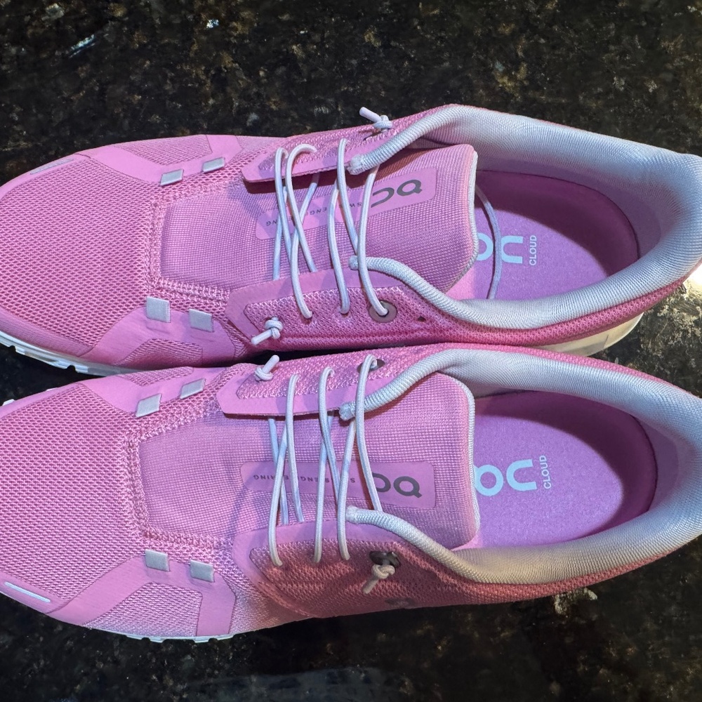 On Cloud Women's Running shoe